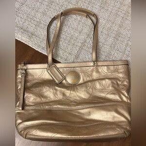 AUTHENTIC COACH Gold purse - Very Good Used Condition!!!